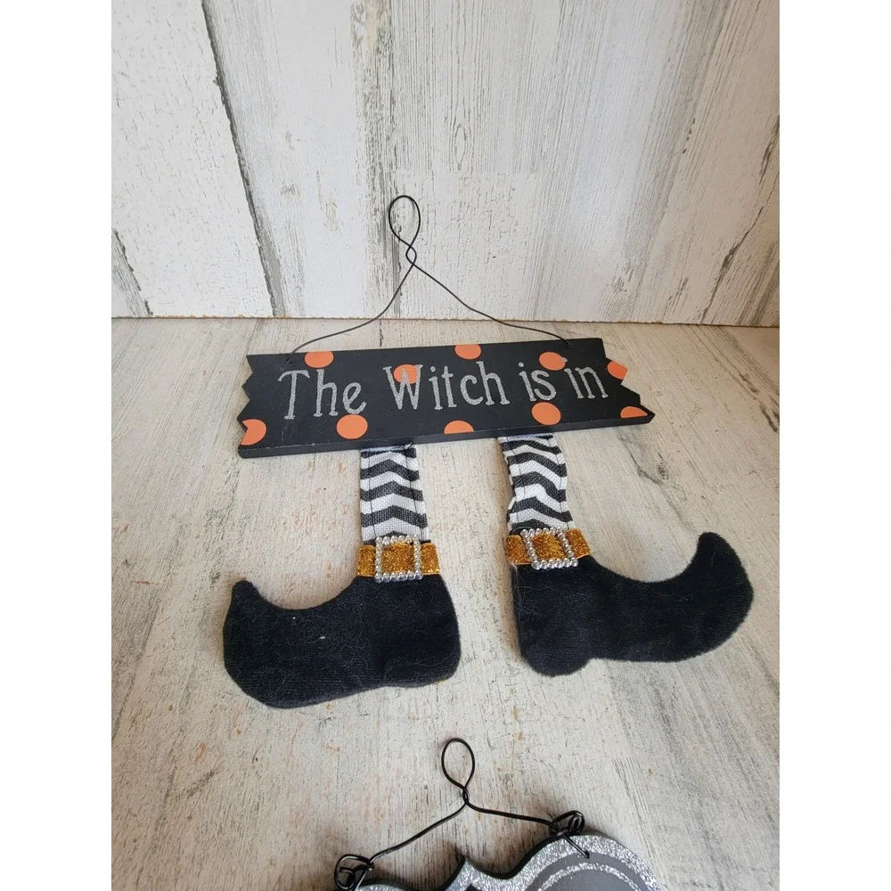 Halloween witch is in feet sign set glitter Unique broom Home decor